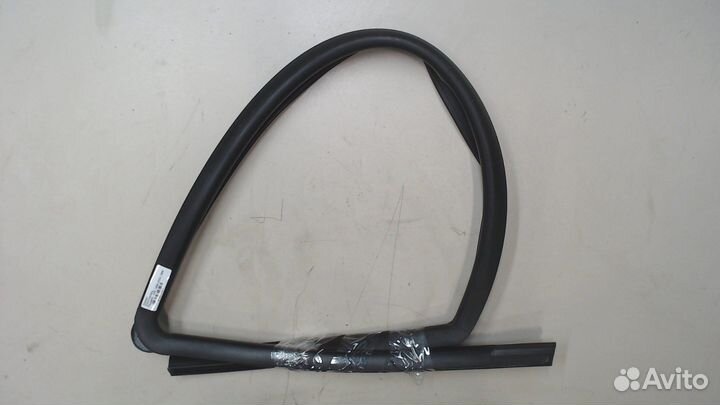 Уплотнитель Peugeot 406, 1999