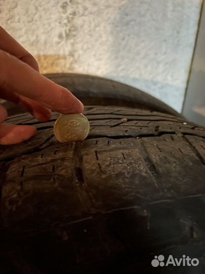 Bridgestone Dueler H/T 687 225/65 R17