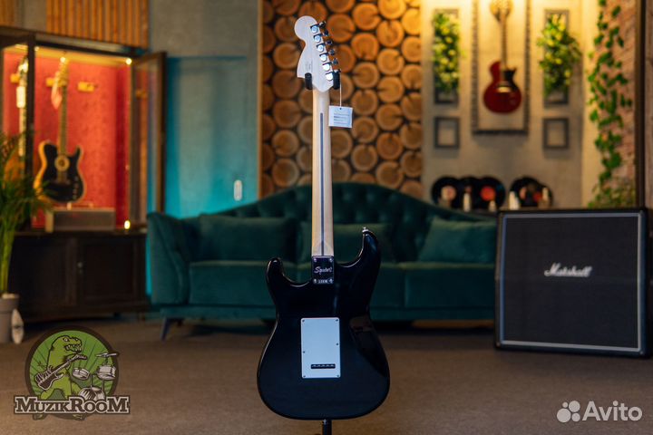 Squier Affinity Stratocaster MN Black