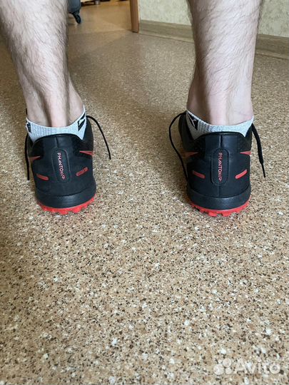 Кроссовки мужские nike для футбола