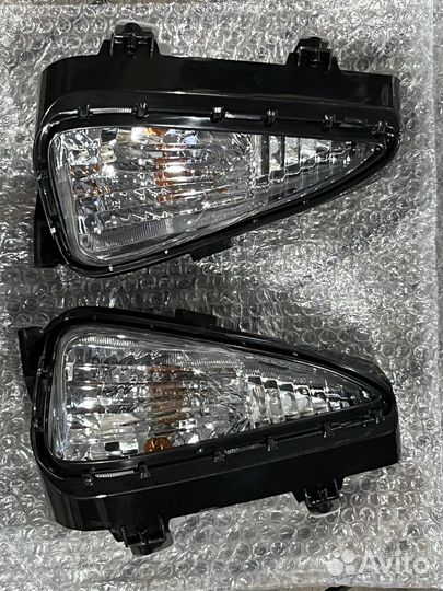 Поворотники в бампер toyota camry V55 exclusive