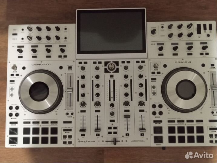 Dj контролер Denon dj prime 4