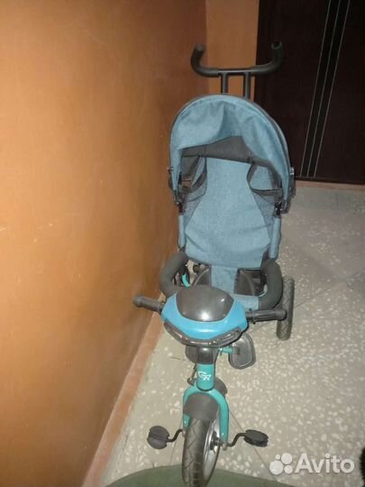 Трехколесный велосипед