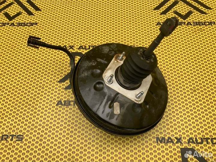 Вакуумный усилитель тормозов Renault Logan Stepway