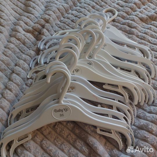 Плечики детские