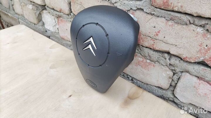 Подушка безопасности водителя Ситроен С3