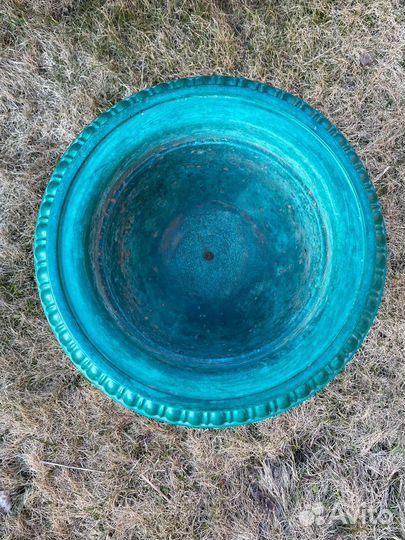 Уличная ваза