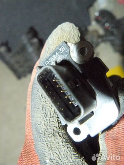 Расходомер для 2,0л Nissan X-Trail Т31 2008г