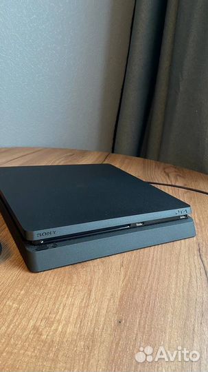 Sony PS4 slim 1tb