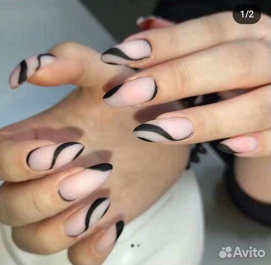 Маникюр и педикюр