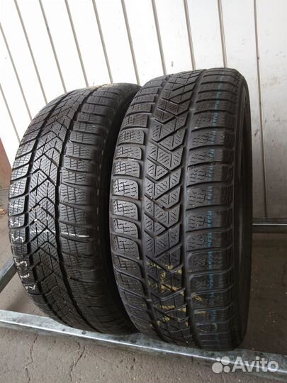 Pirelli Winter Sottozero 3 215/55 R17