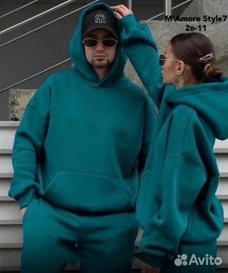 Парные спортивные костюмы