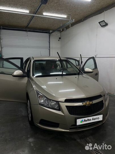 Chevrolet Cruze 1.6 AT, 2010, 156 000 км
