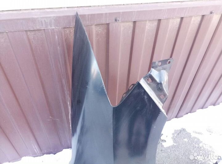 Крыло переднее правое Хонда Фит Ария