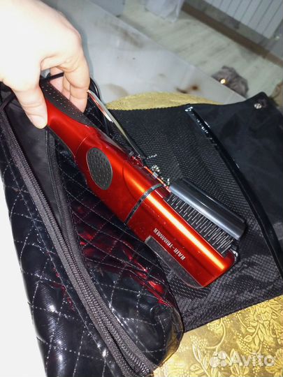 Стригёт все секущие волосы