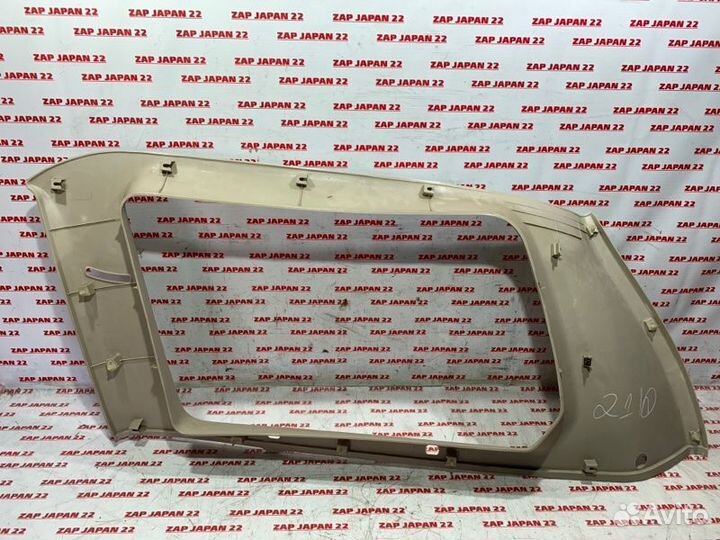 Обшивка багажника левая Mitsubishi Challenger K99