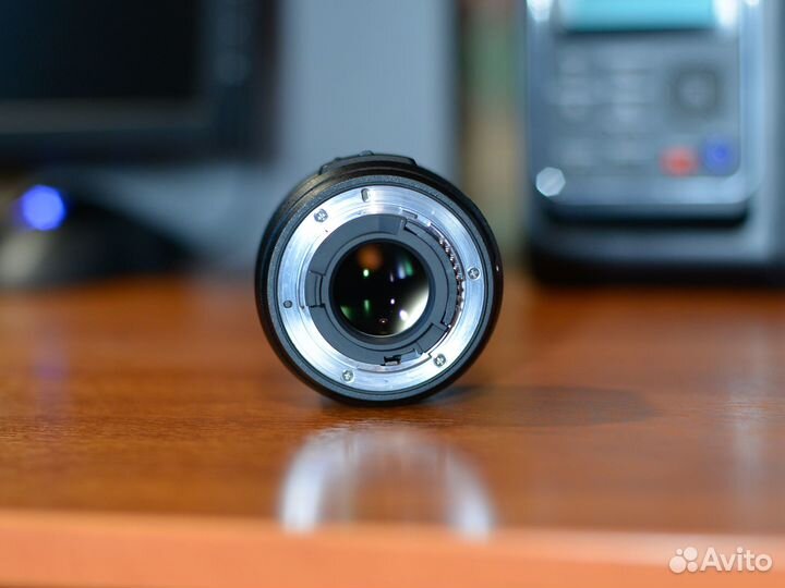 Объектив Nikon 35mm f/1.8G AF-S DX Nikkor