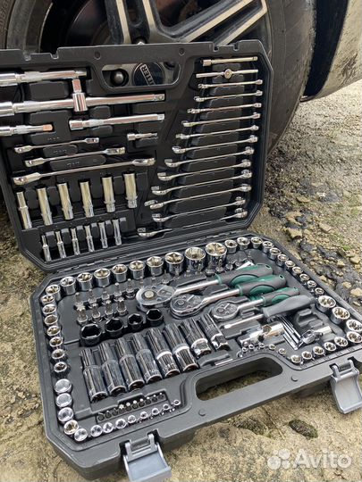 Набор инструментов 151 предмет