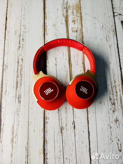 Беспроводные наушники JBL e65