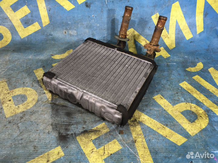 Радиатор печки Nissan Primera P10