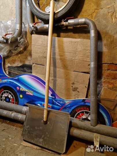 Скребок лопата для снега