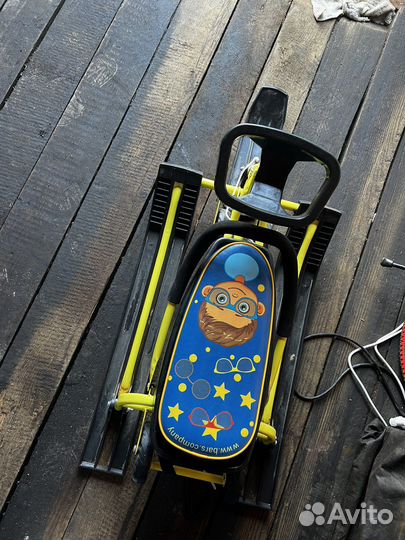 Детский снегокат с колесами