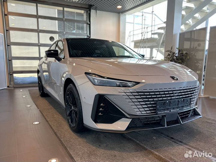 Changan UNI-V 1.5 AMT, 2024
