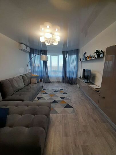 1-к. квартира, 43 м², 13/17 эт.