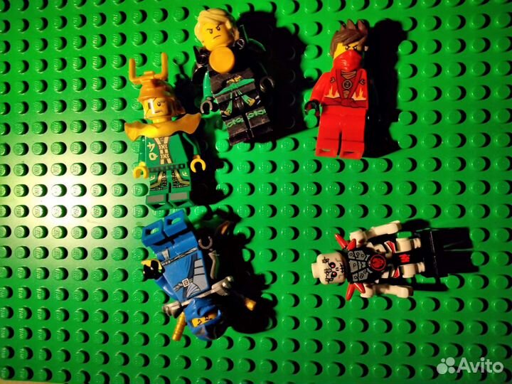 Lego ninjago minifigures