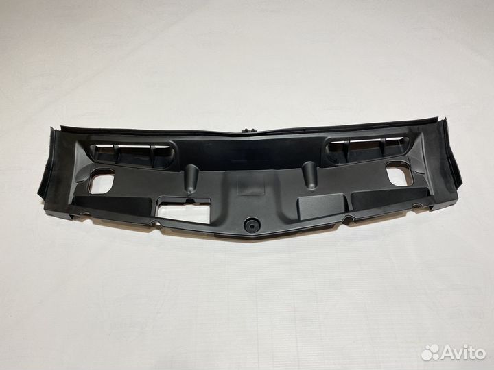 Воздуховод радиатора Mercedes W204