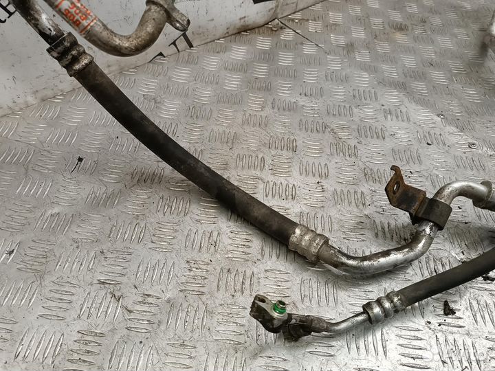 Трубка для Hyundai-KIA Santa Fe 2 (CM)