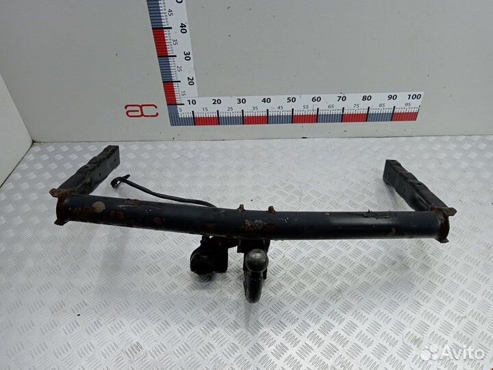 Фаркоп для Volkswagen Passat 5