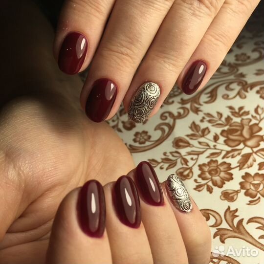 Маникюр и педикюр