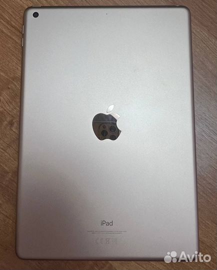 Планшет apple iPad 7 поколения 32 gb Wi-Fi gold