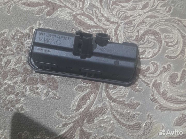 Кнопка открывания багажника volkswagen skoda