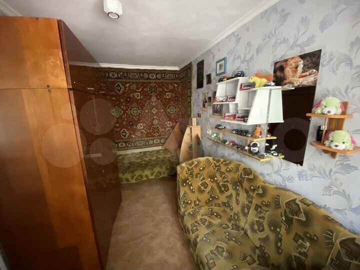 Комната 33 м² в 2-к., 2/5 эт.