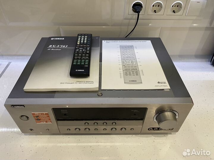 Ресивер Yamaha RX-V563