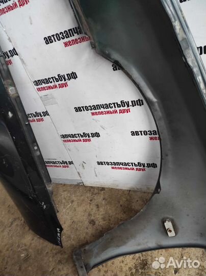 Крыло Митсубиси Галант 8