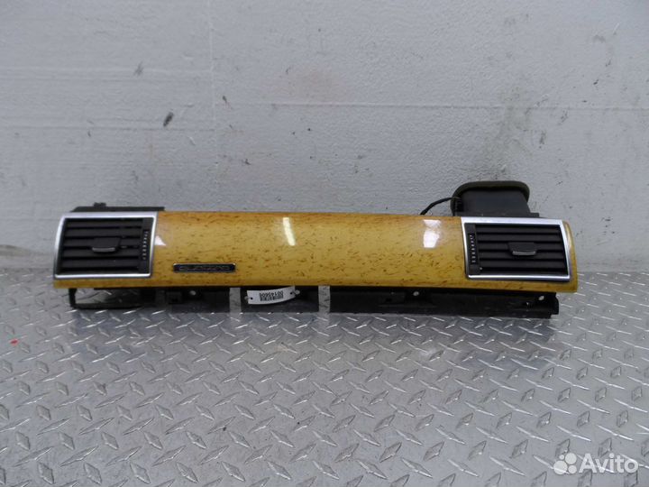 Дефлектор обдува салона Audi A8 D3 4E1857186