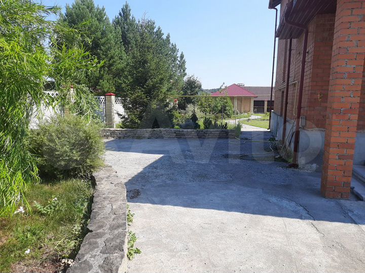 Дом 271 м² на участке 17 сот.