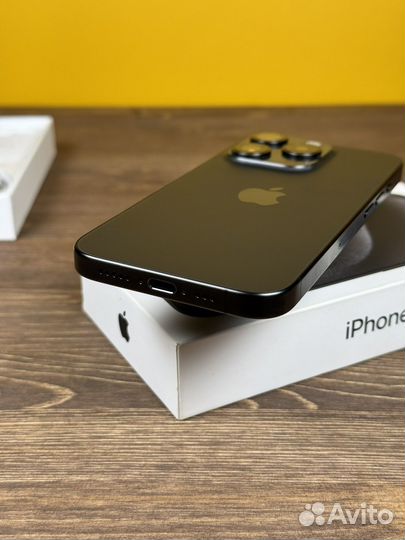 iPhone 15 Pro, 128 ГБ