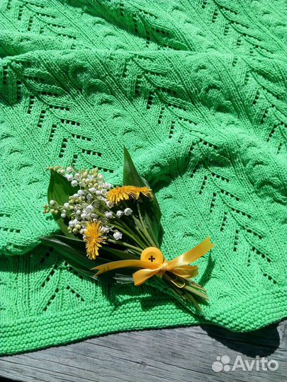 Плед и пинетки для новорожденного ручной работы