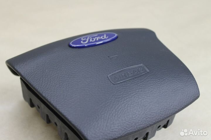 Рулевая накладка Ford Mondeo 4