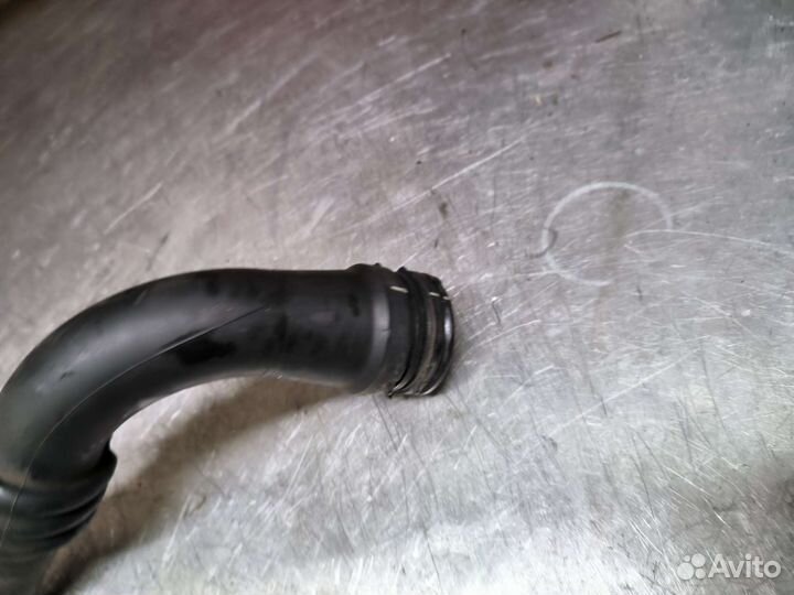 Renault Laguna II патрубок интеркулера 2.0 f4r