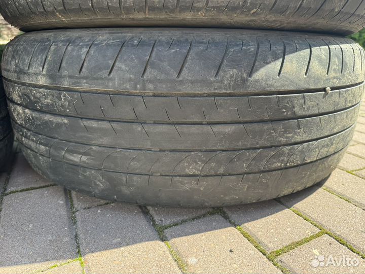 Bridgestone Dueler H/L 33A 235/55 R20