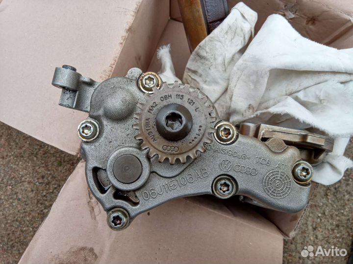 Насос масляный passat б6