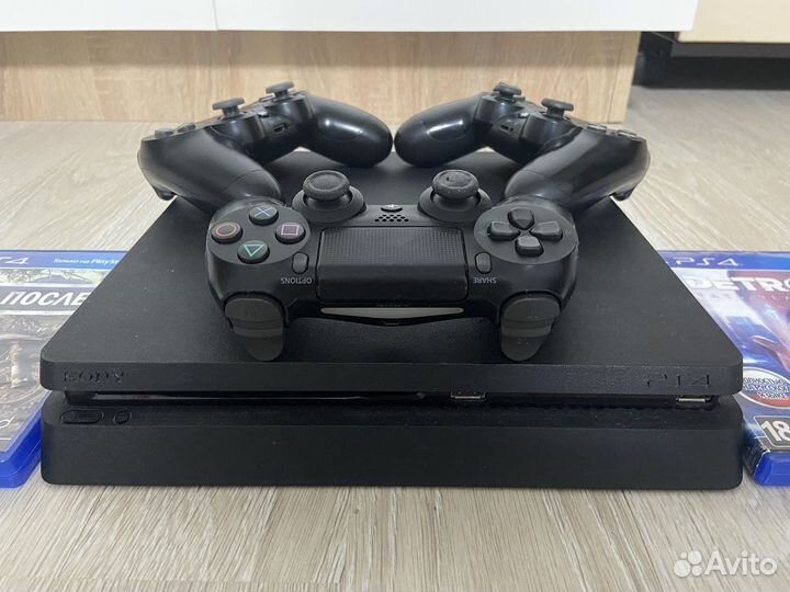 Sony PS4 slim