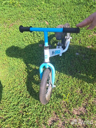 Продам беговел