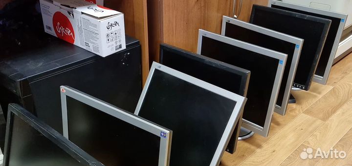 Мониторы для компьютеров или для видеонаблюдения