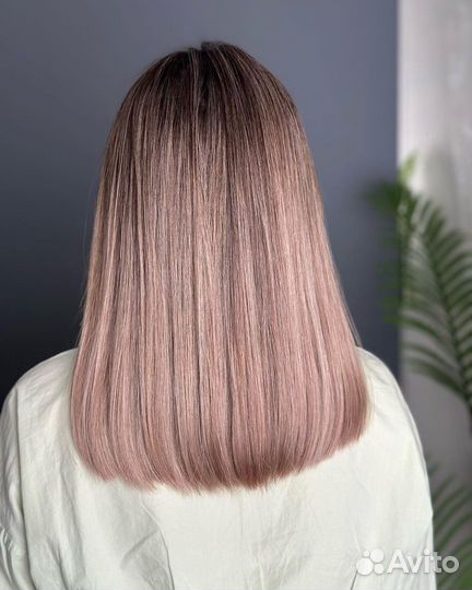 Окрашивание волос и стрижка волос